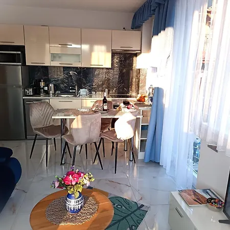 Apartment Roberto *