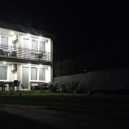 Roberto Apartment *